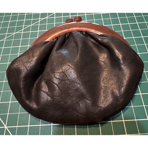 Vintage Budd Leather Coin Purse Lucite Frame & Satin Lining - Picture 2 of 6